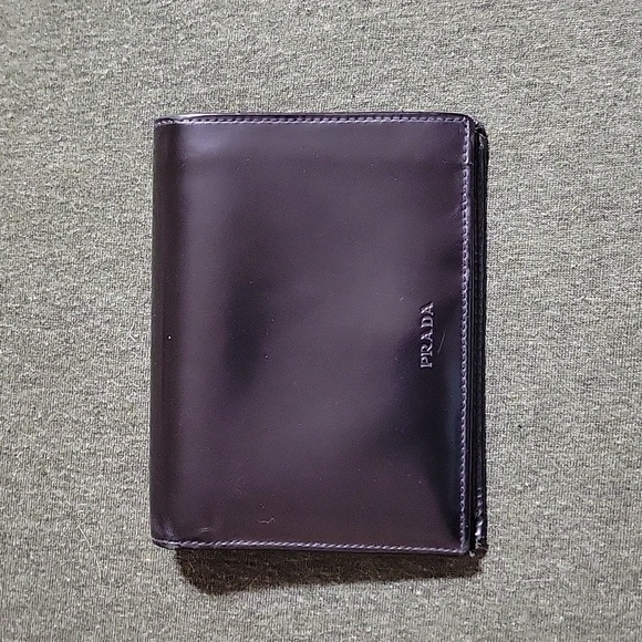 Prada Wallet - Picture 1 of 15